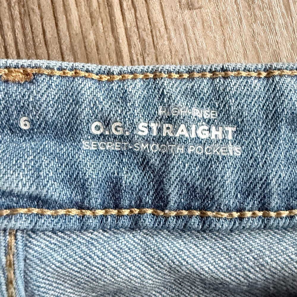 American Eagle O.G straight Distressed Blue Jeans - Picture 3 of 4